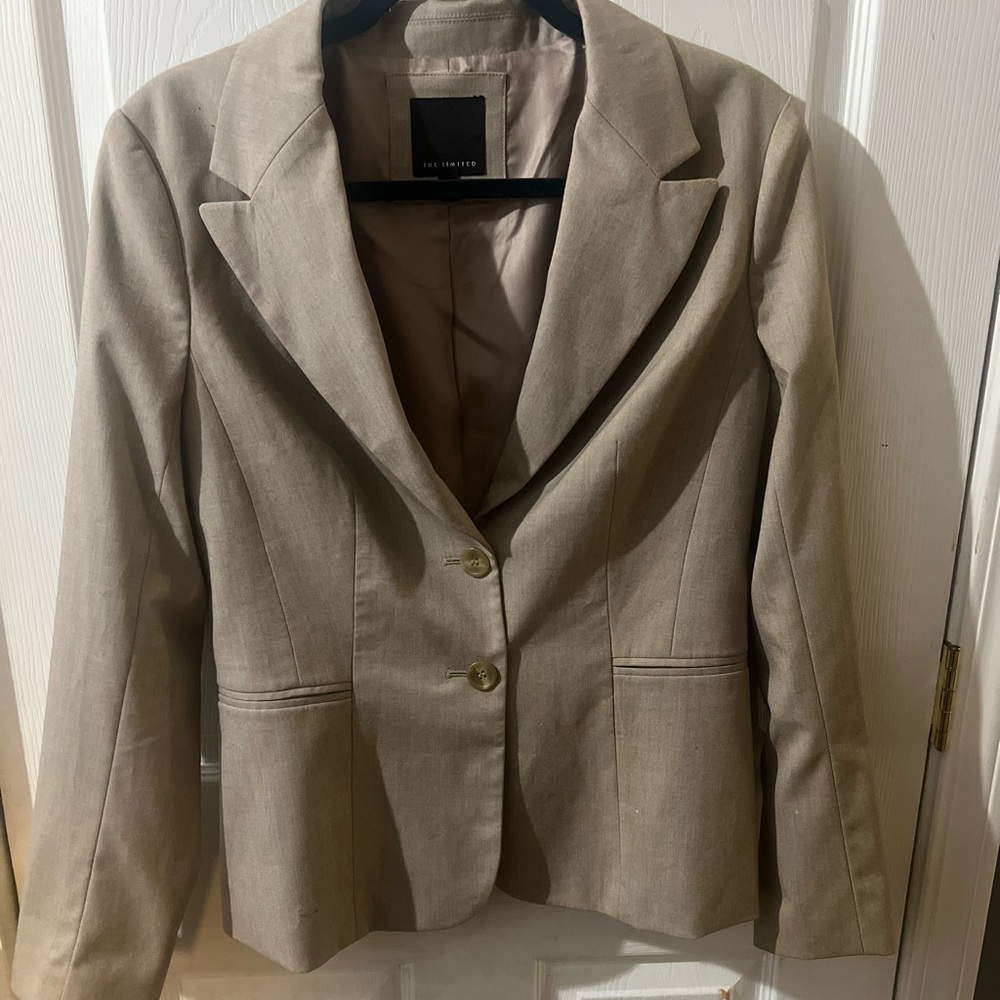 Limited sz 8 blazer tan